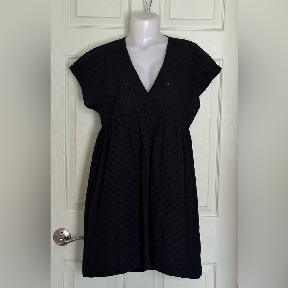 WILFRED for Aritzia Black Eyelet Mini Dress - Size Medium